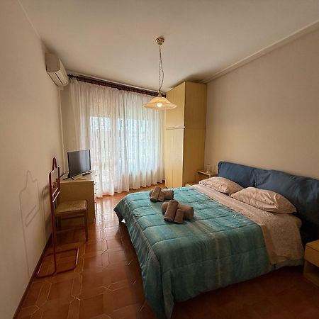Wh - Appartamento Siccardi In Zona Residenziale Con Posto Auto Sanremo Exterior foto